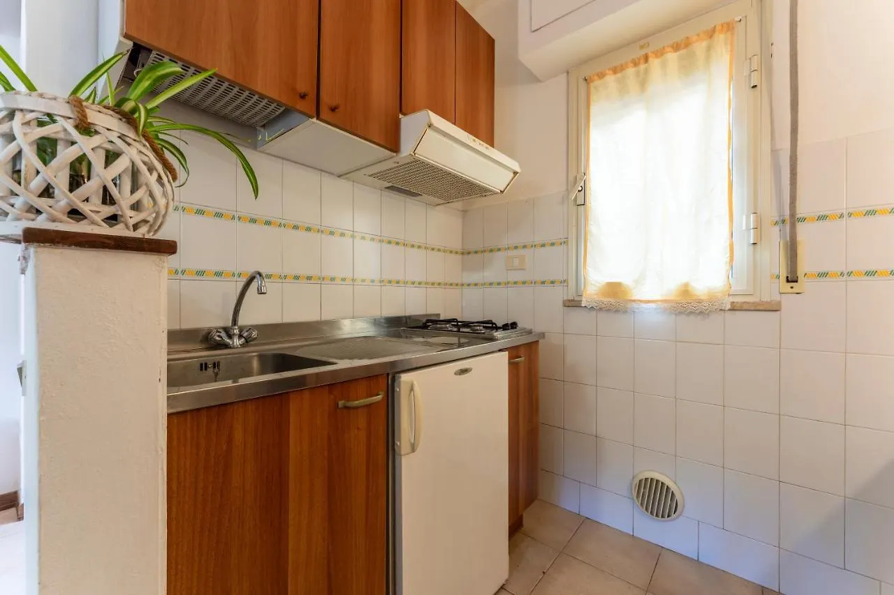 Giannella Beach Residence Apartment 0*,