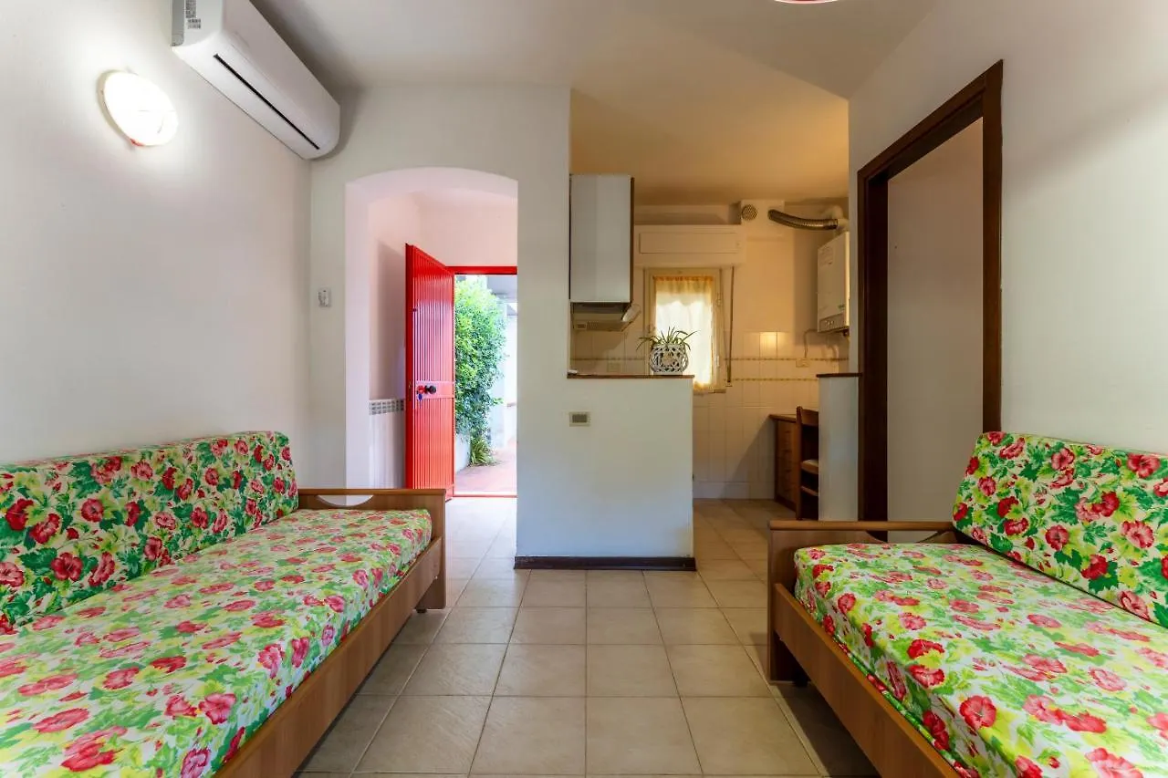 Giannella Beach Residence Apartment 0*,  Italy
